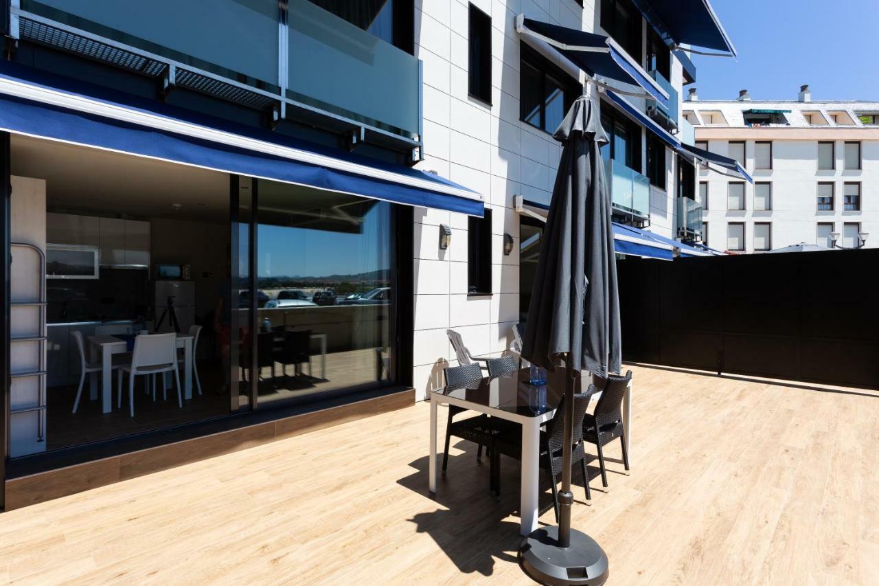 Apartamentos Playa De Los Barcos Isla Plana Exteriér fotografie